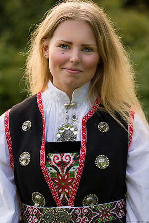 Anne Serine